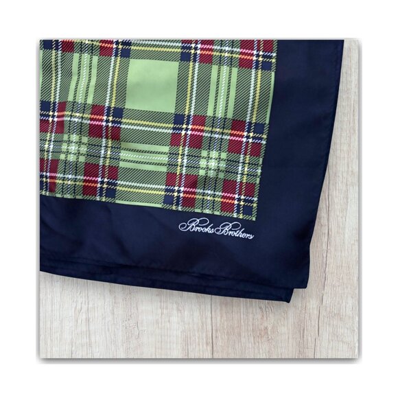 Brooks Brothers Silk Plaid Scarf Green Red Holiday Christmas Navy Check Pattern - Picture 2 of 4